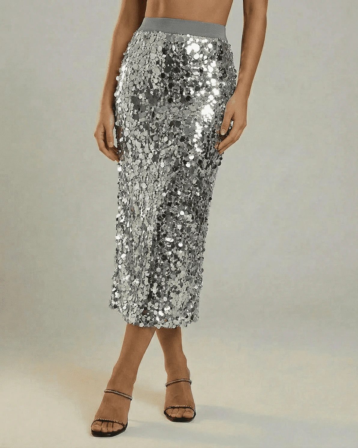 Silvara Midi Skirt – Grey Sequin midi skirt, side view by Slimona