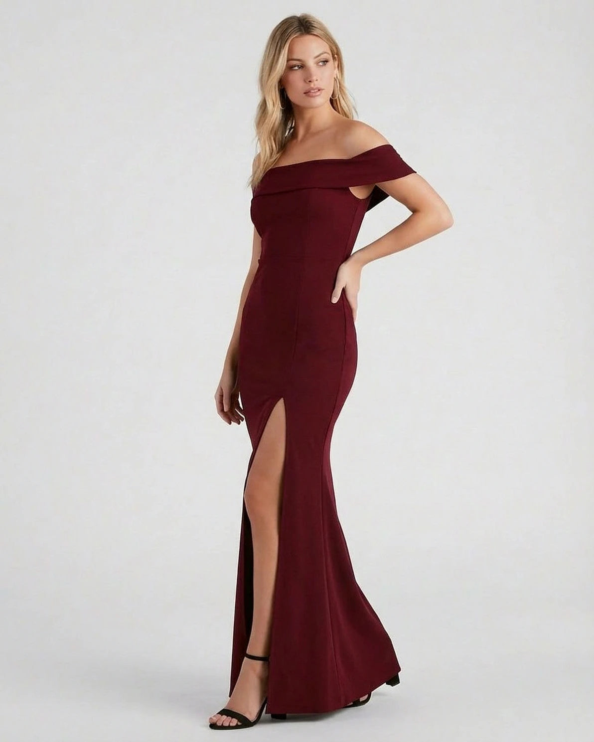 Kate Maxi Dress – Knit Round Neck maxi dress, back view by Slimona