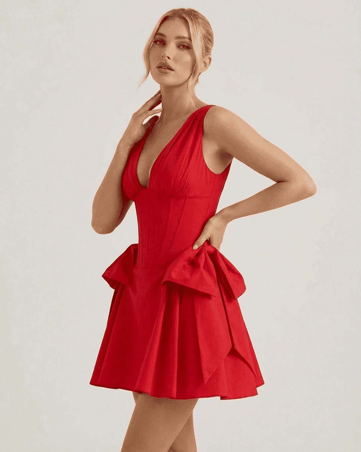 Dahlia Mini Dress – Red V Neck mini dress, detail view by Slimona