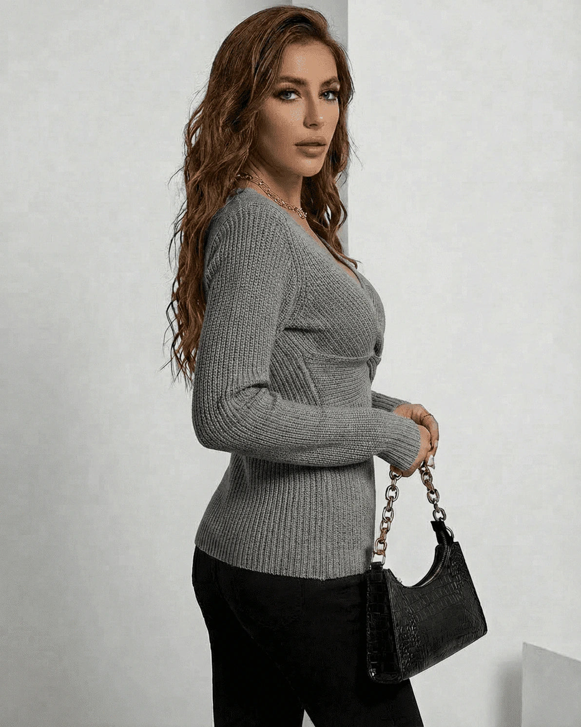 Nerina Pullover – Grey Ribbed pullover, styled look by Slimona
