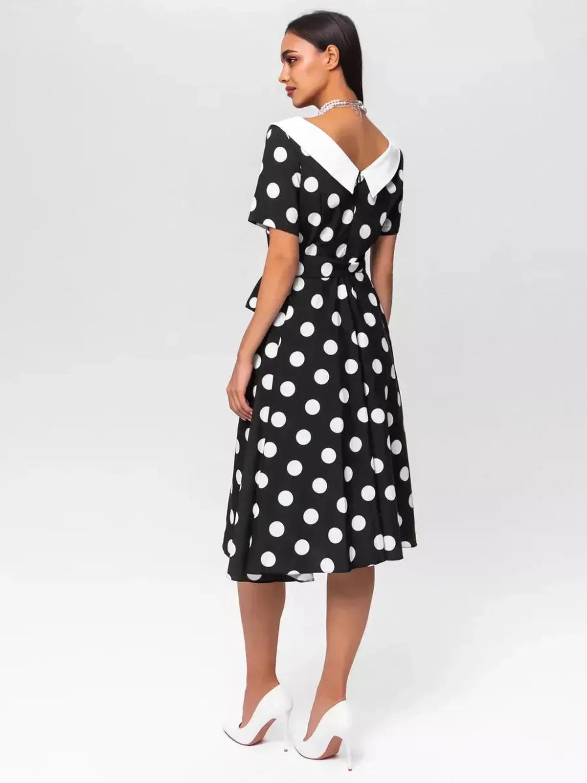Midi Dress Luna Dot, black and white polka dot, V-neckline, white collar, summer dress, chic dress for occasions.
