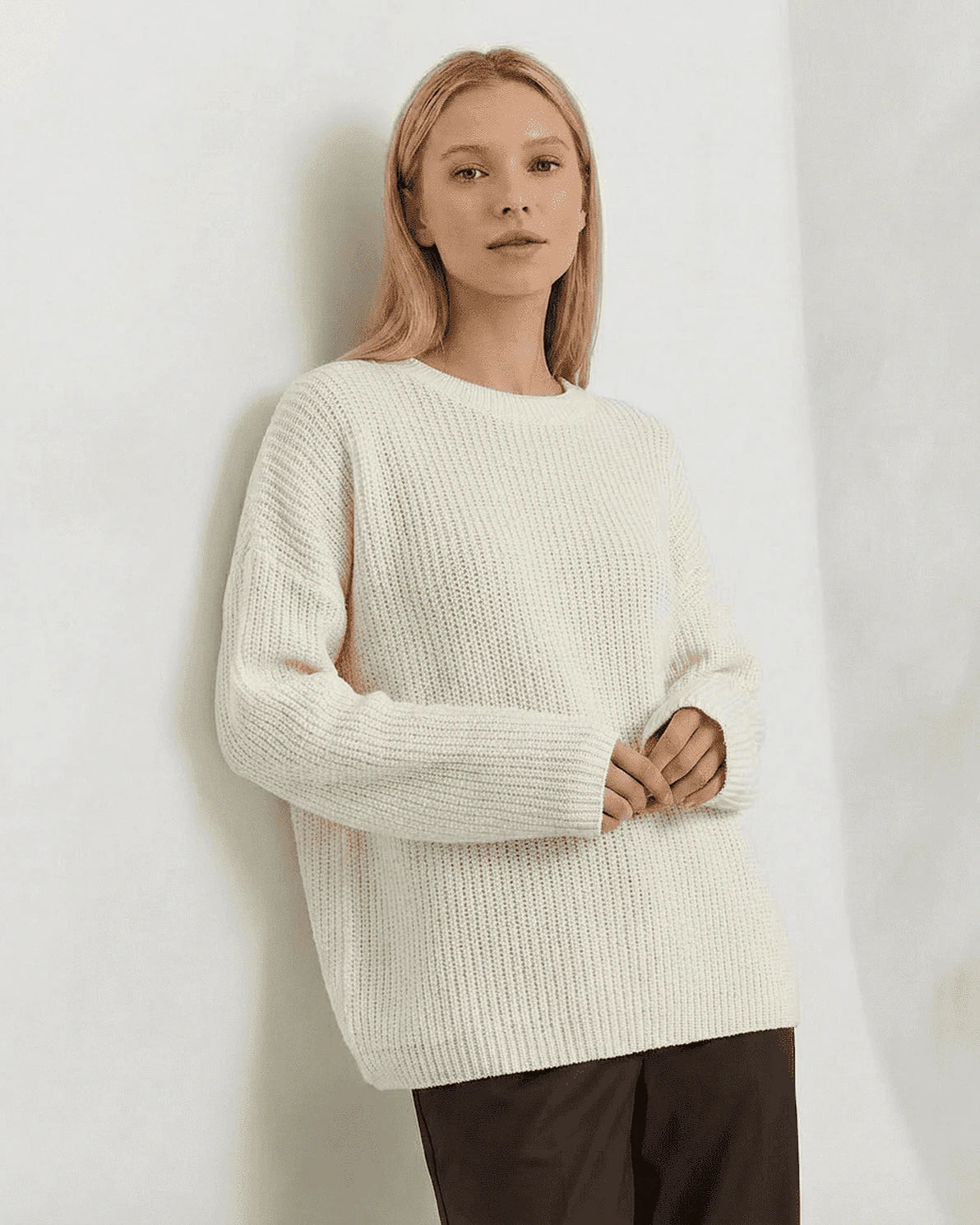 Seren Sweater – Ivory Ribbed sweater, front view by Slimona
