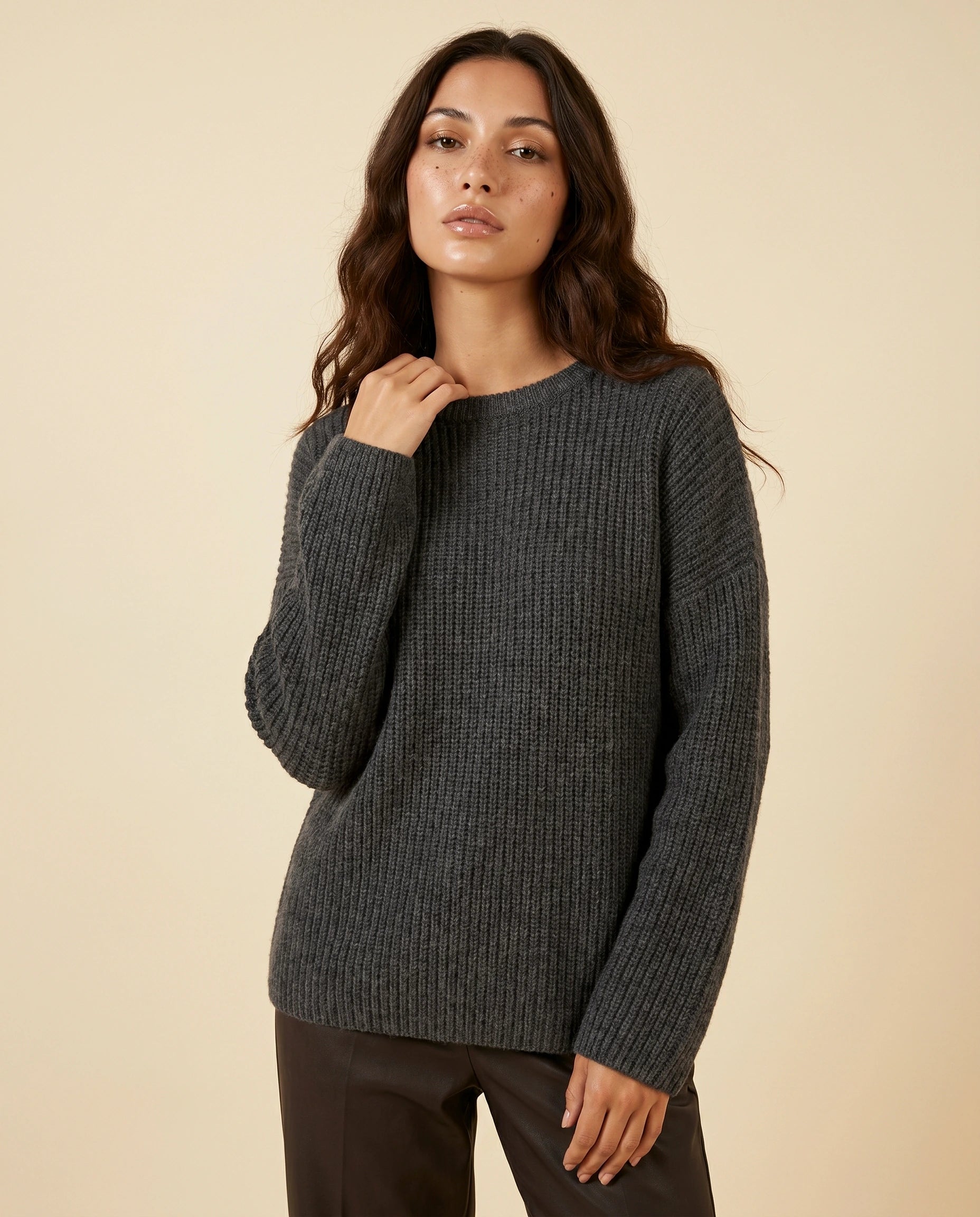 August Sweater 7236 hero