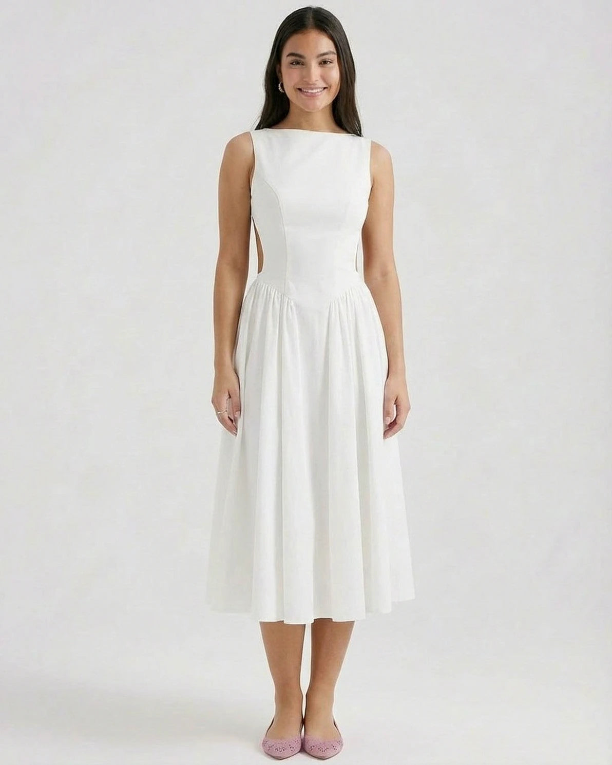 Elysia Midi Dress – Red Crew Neck midi dress, front view by Slimona