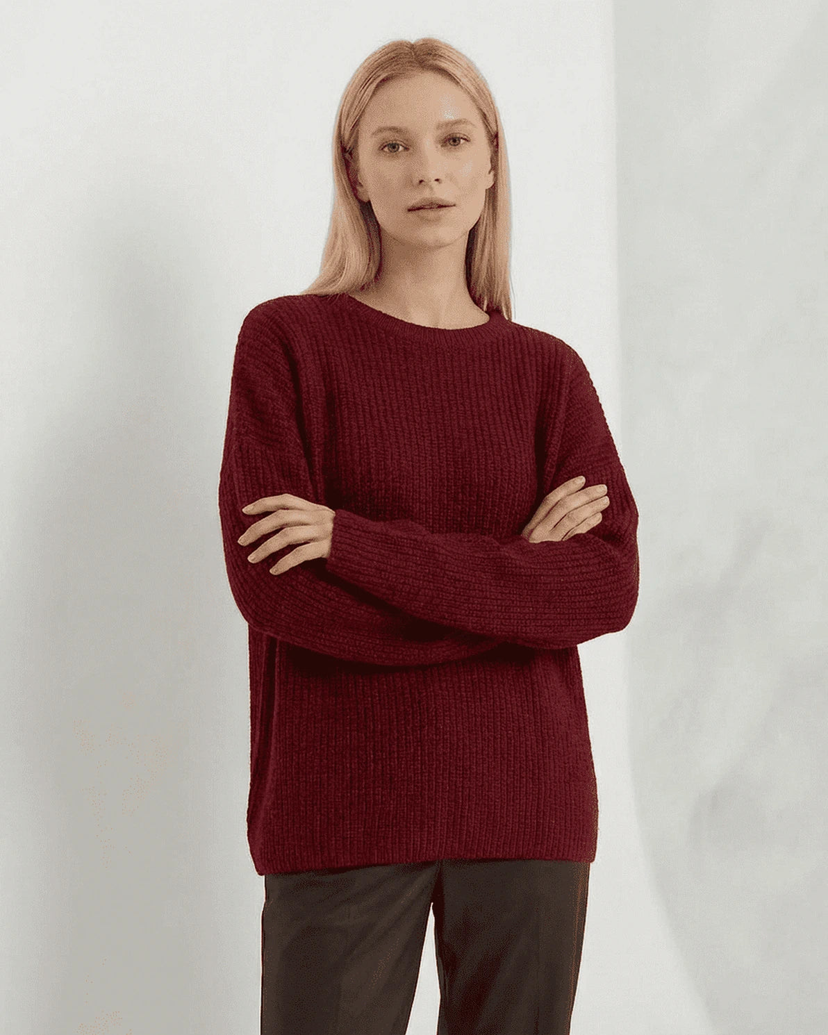 Marlo Sweater – Burgundy Cotton sweater, back view by Slimona