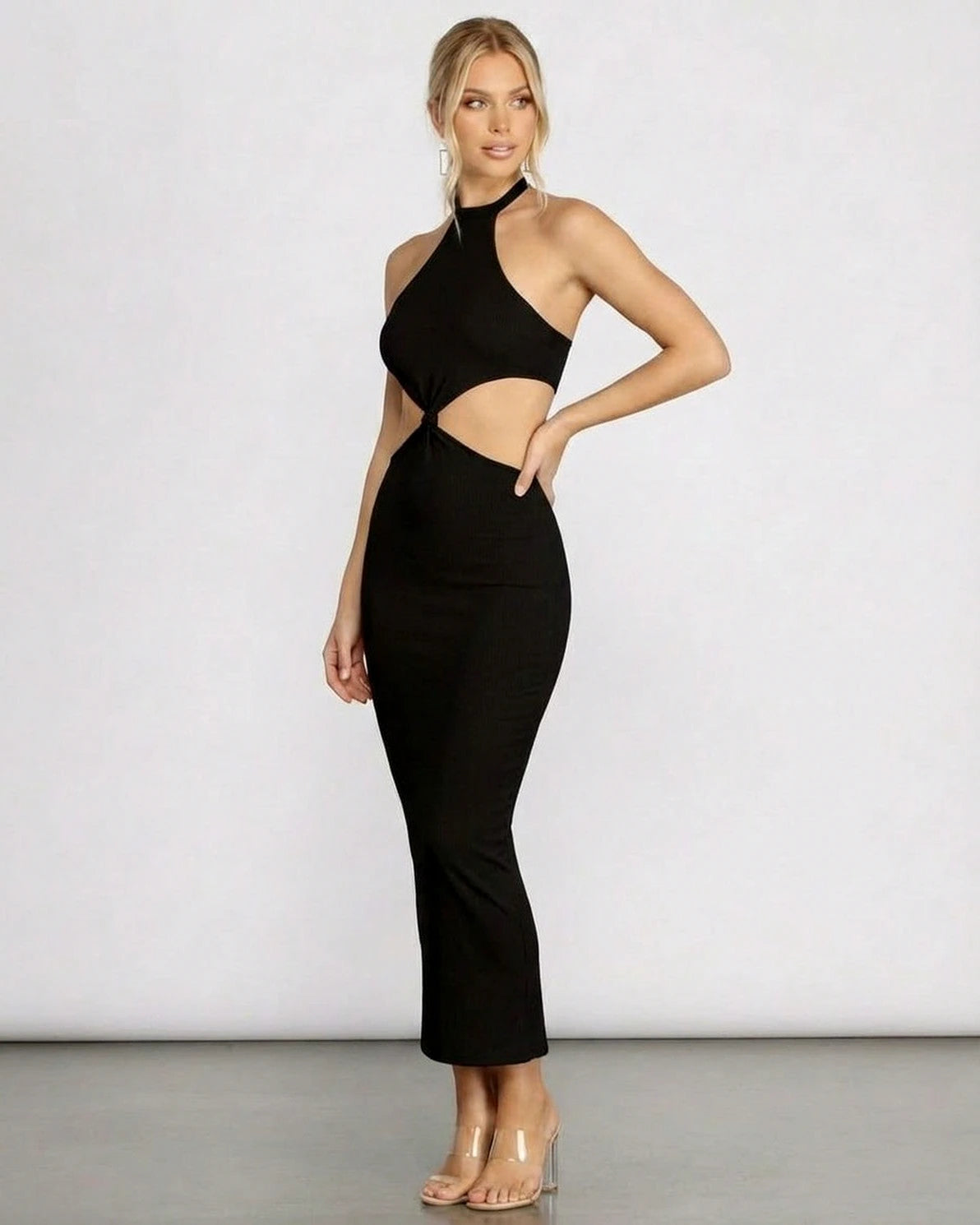 Seren Midi Dress – Black Ribbed Halter midi dress, detail view by Slimona
