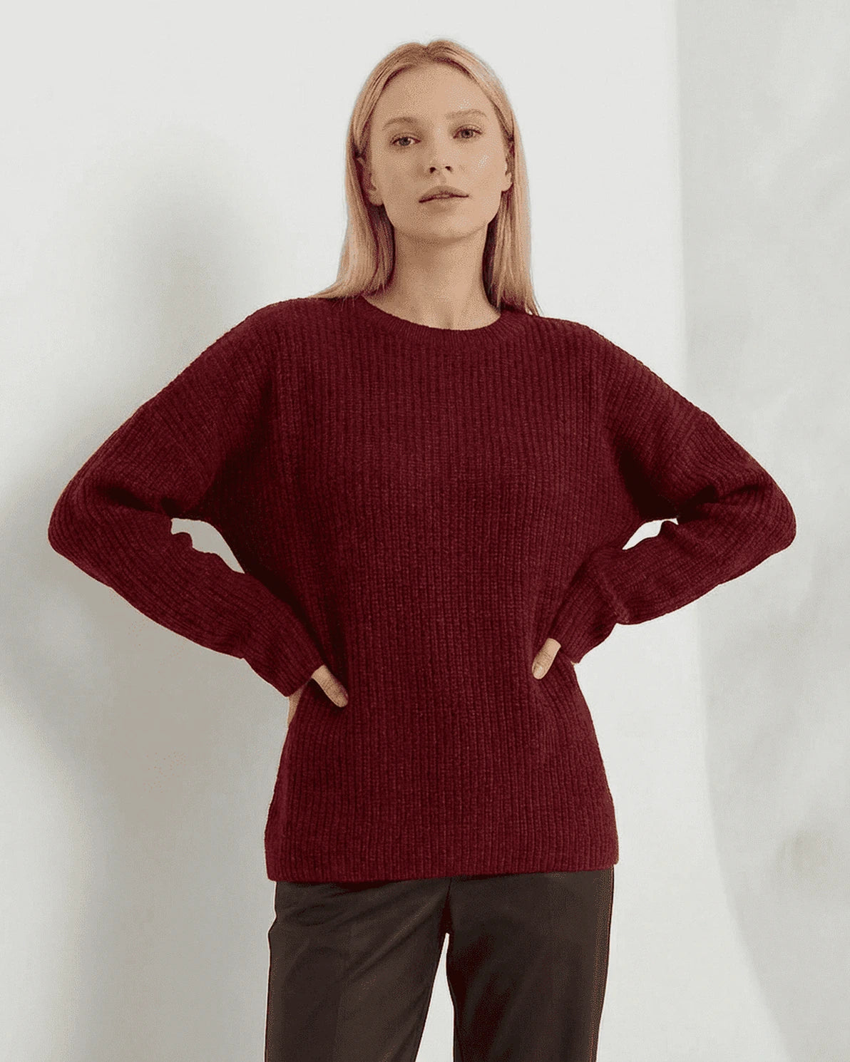Marlo Sweater – Burgundy Cotton sweater, detail view by Slimona