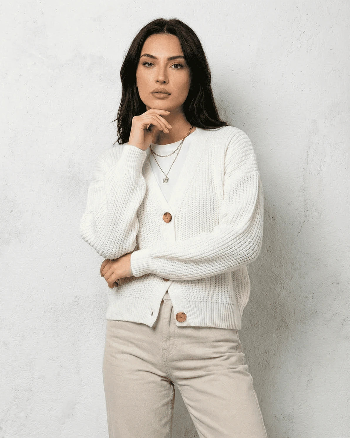Alba Cardigan – White Cotton cardigan, model wearing by Slimona