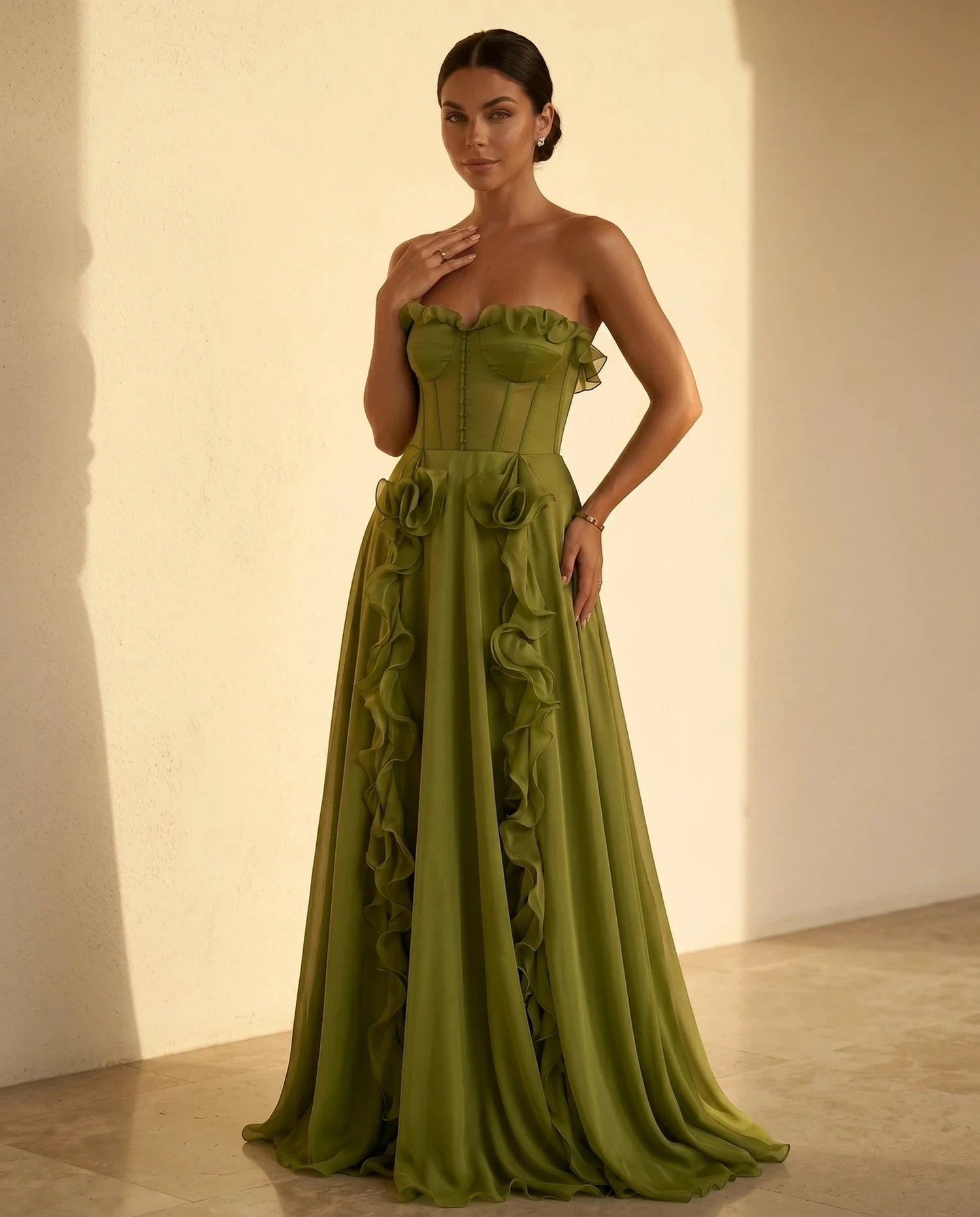 Verdessa Maxi Dress – Emerald Chiffon Strapless maxi dress, lifestyle styled look by Slimona