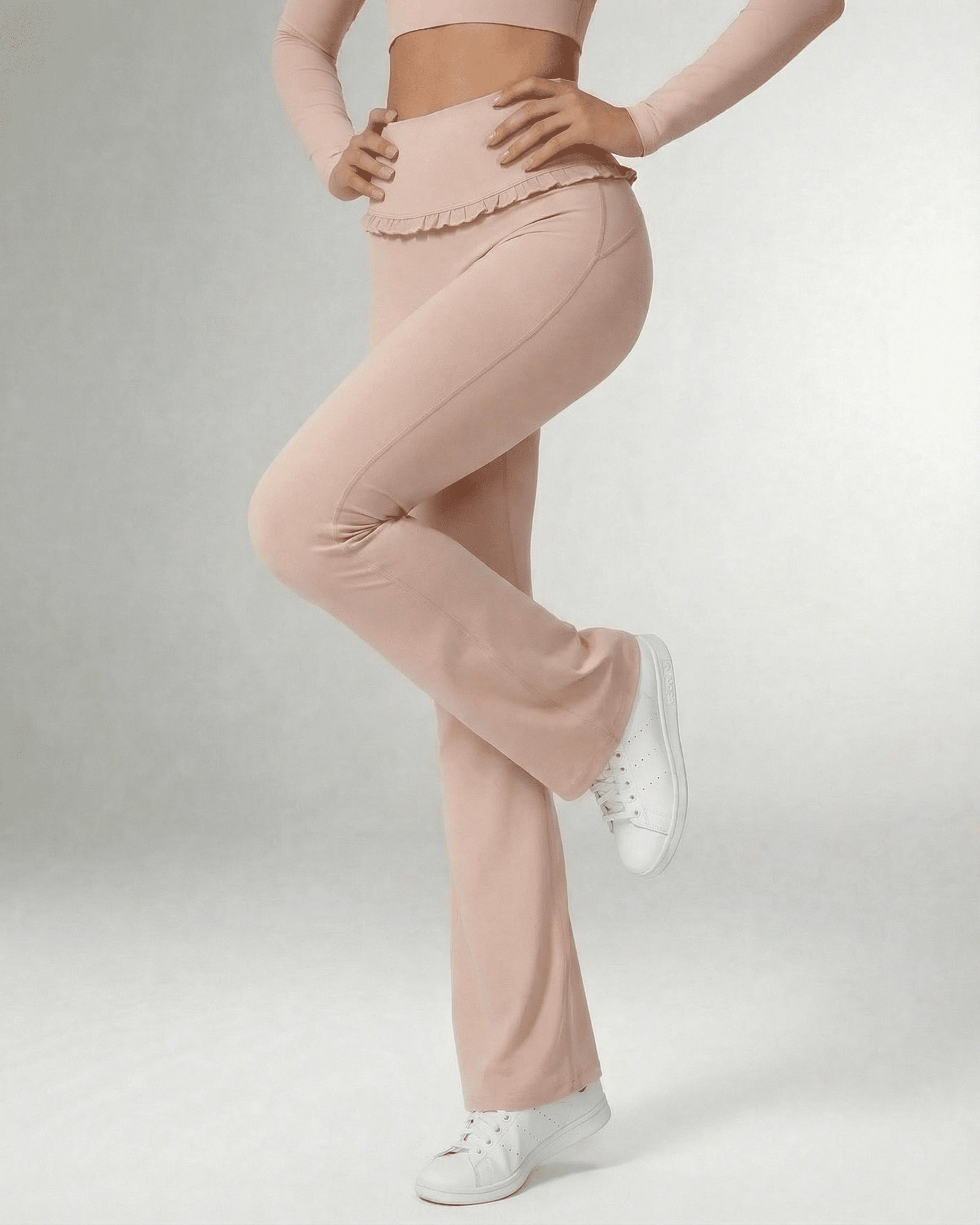 Serena Leggings – leggings, close-up detail by Slimona