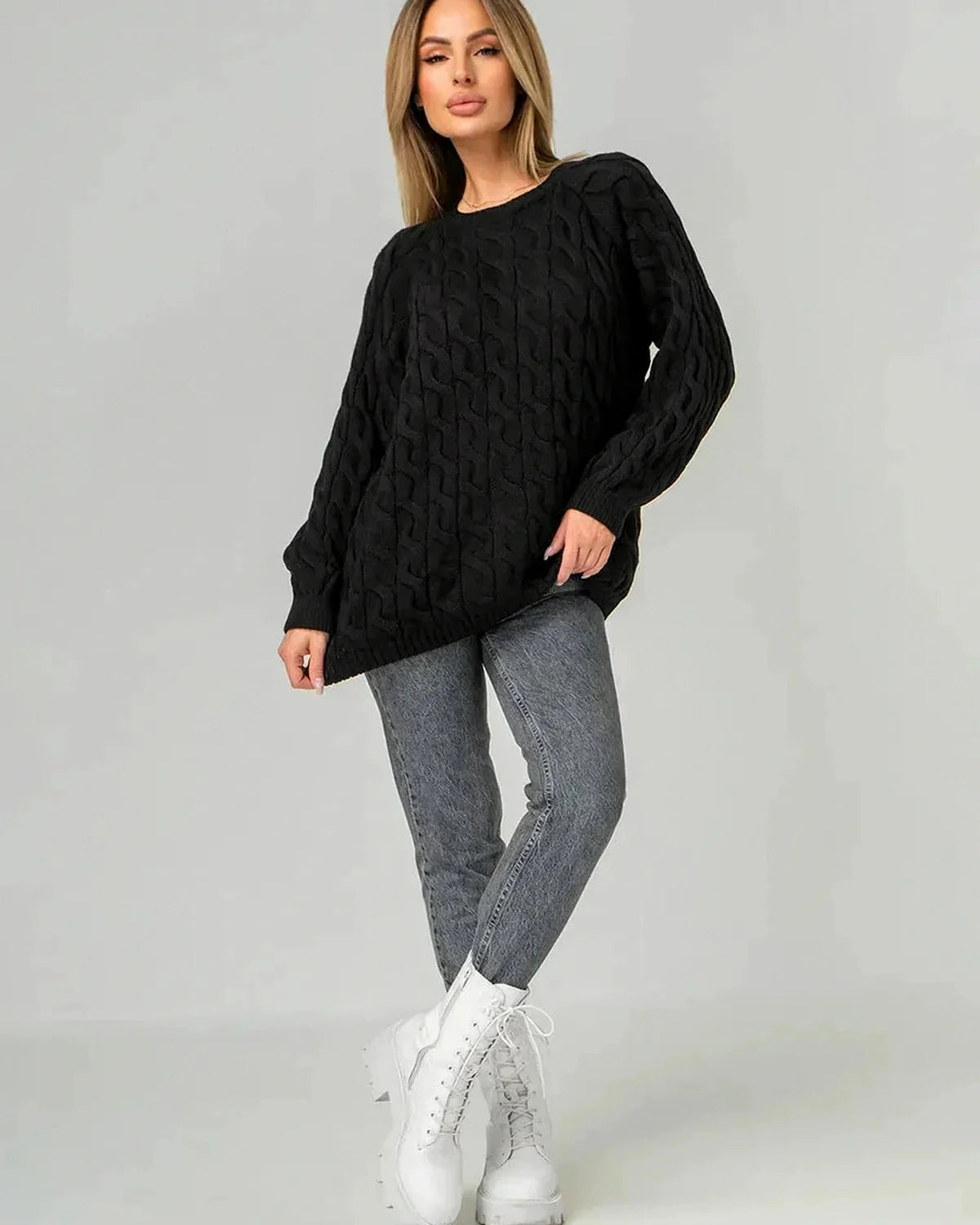Vega Sweater – Black Cotton sweater, close-up detail by Slimona