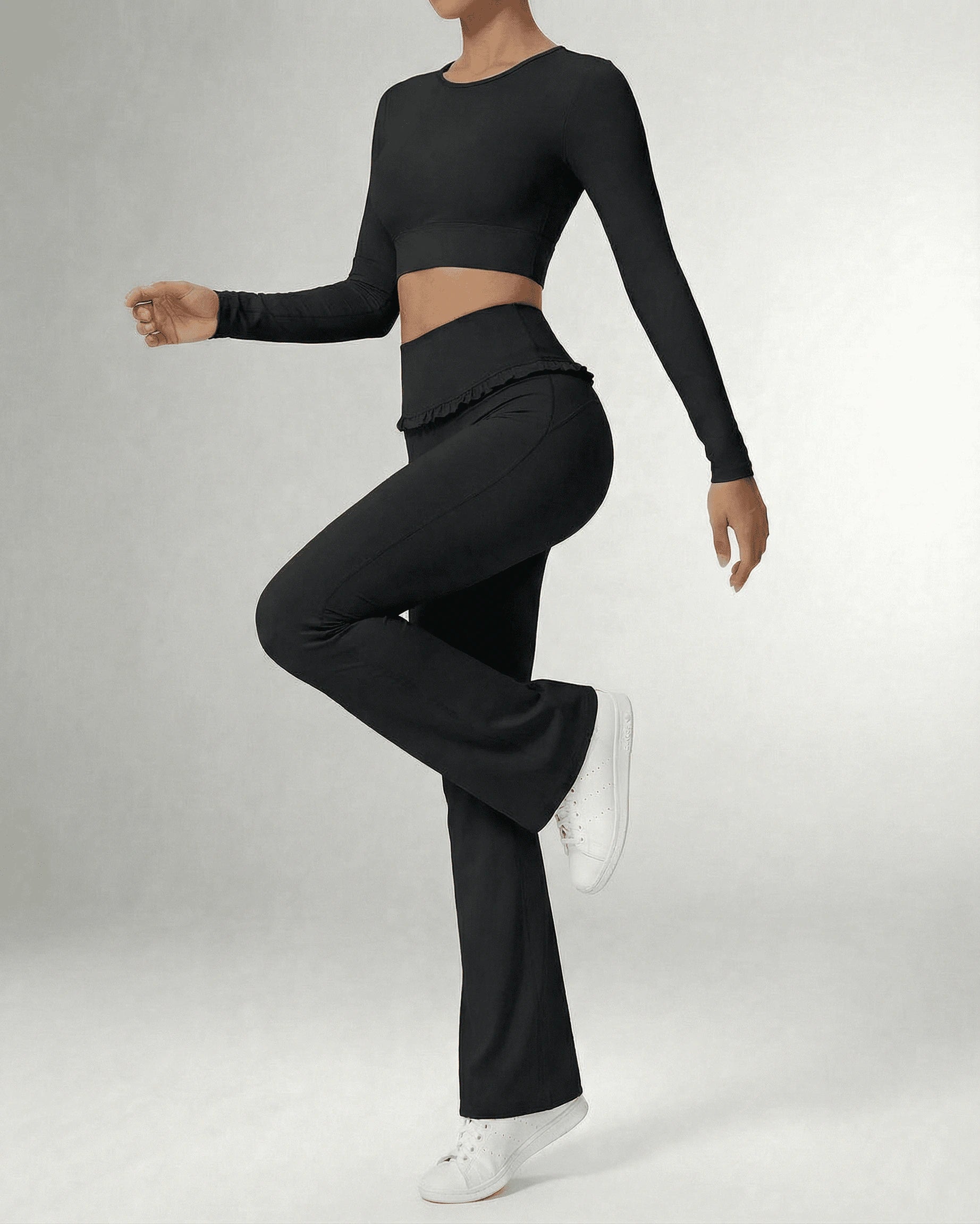 Luna Leggings – Silver leggings, alternate angle by Slimona