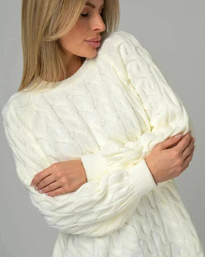 Alabaster Sweater by Slimona - Oversized cream cable knit sweater, perfect for cozy elegance.