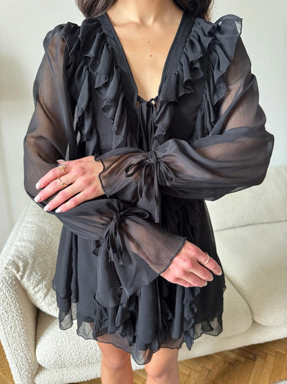 Noir Ruffle