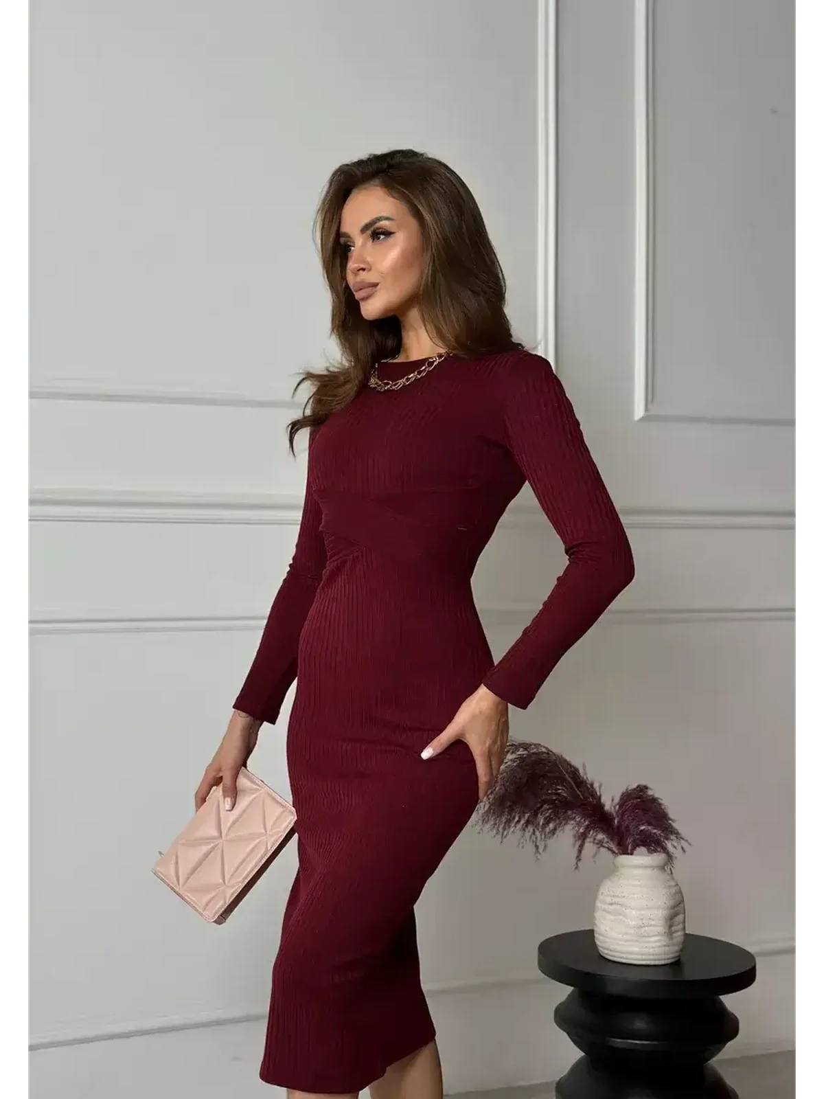 Elegant burgundy contour midi dress with long sleeves, perfect for weddings and formal events.