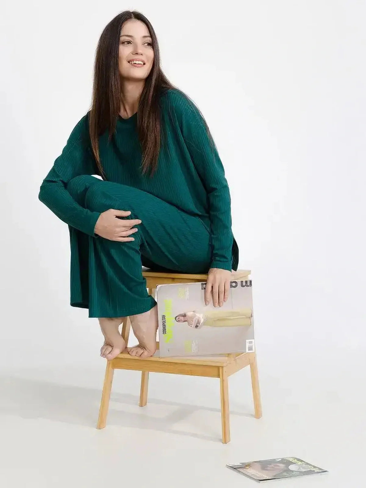 LoungeEase Set featuring a relaxed fit in dark green, perfect for stylish home lounging or casual outings.