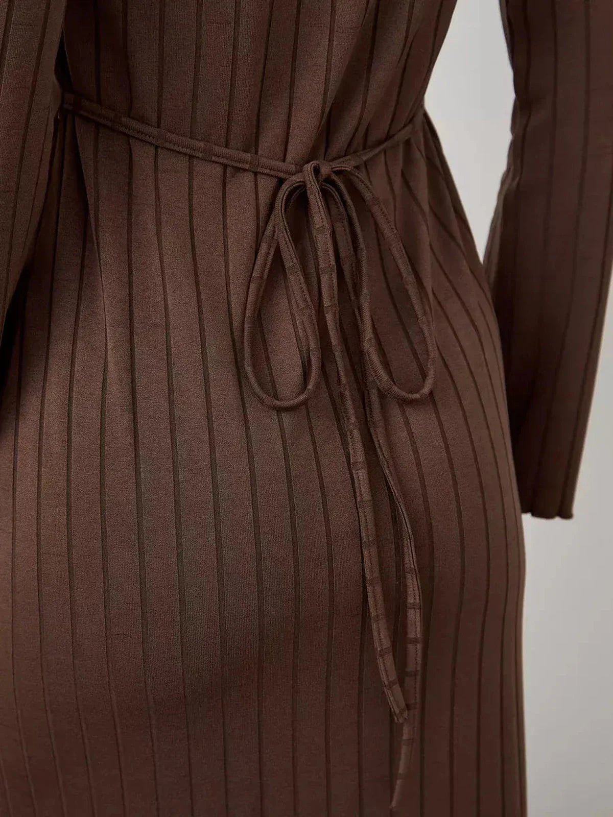 Truffle Curve Midi Dress