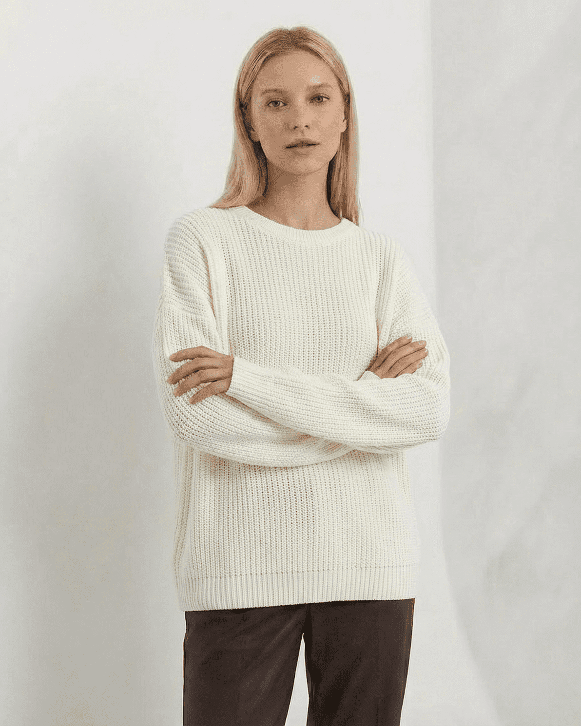 Seren Sweater by Slimona, loose fit thick ribbed knitwear in ivory with round neck and long sleeves.